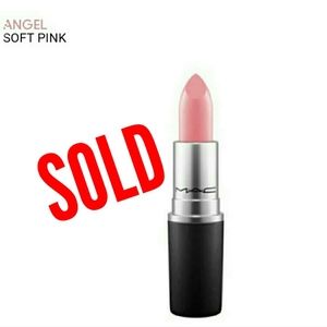 MAC Lipstick*free gift*